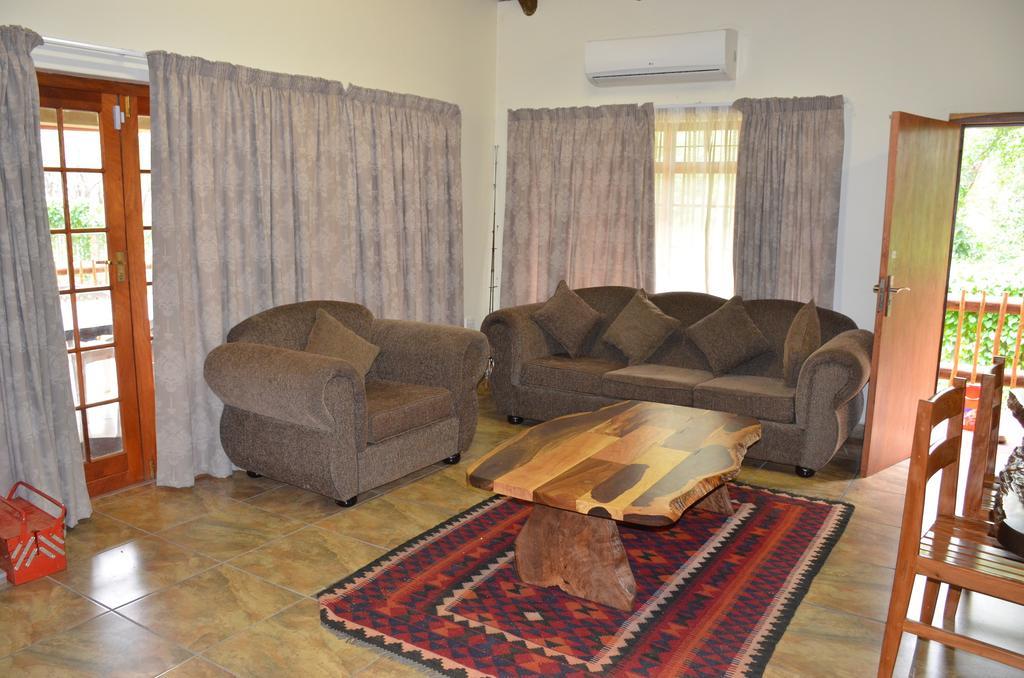 Stoep At Steenbok Self Catering Apartamento Komatipoort